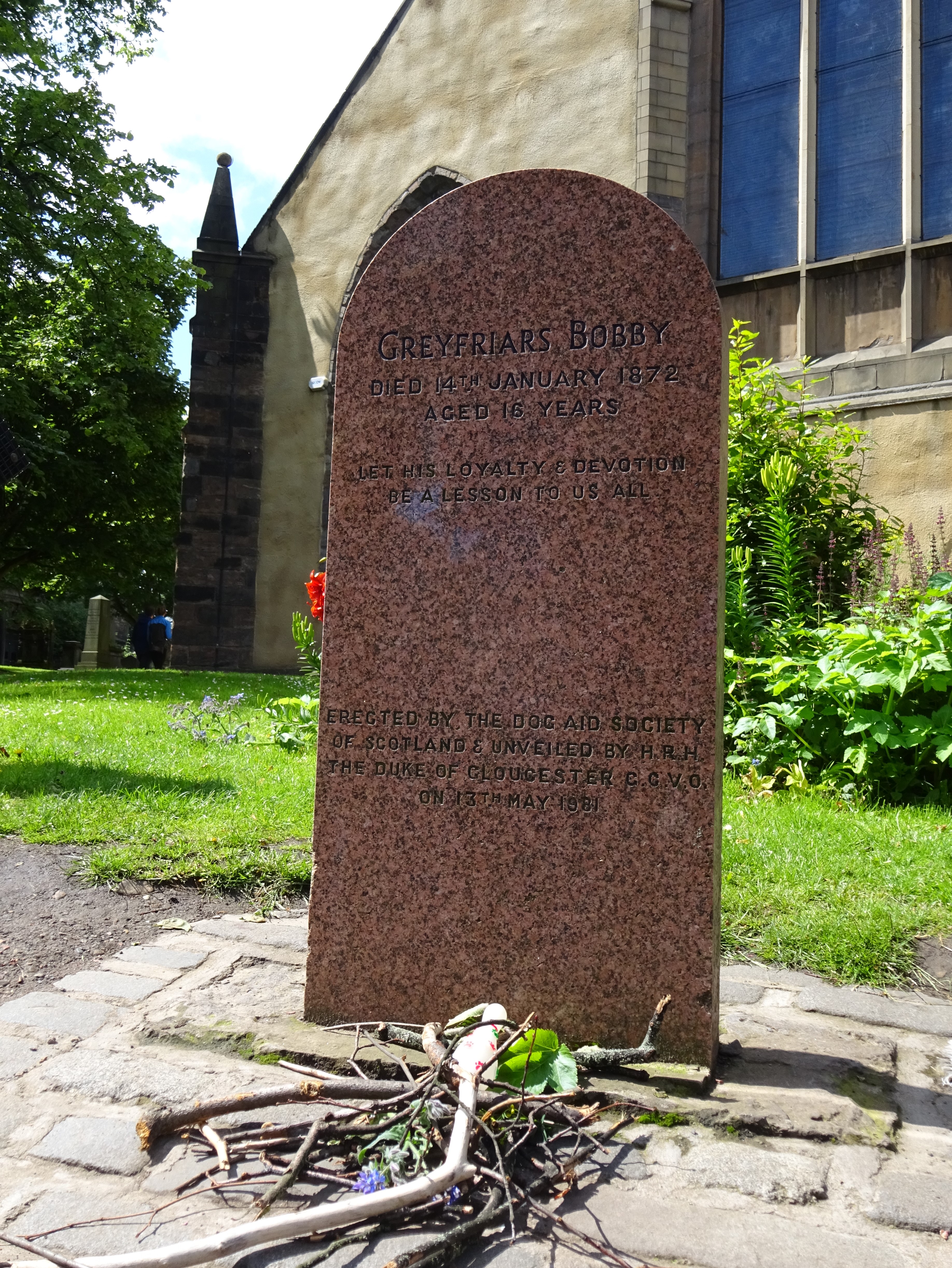 Greyfriars Bobbys grave, Edinburgh, Scotland
